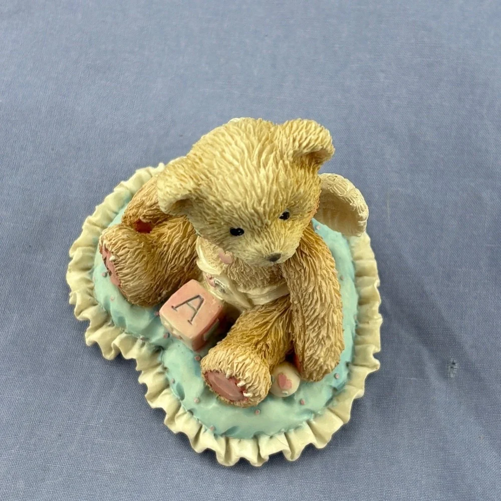 Cherished Teddies Figurine Little Bundle Of Joy Tan Angel Bear Heart Base 1994